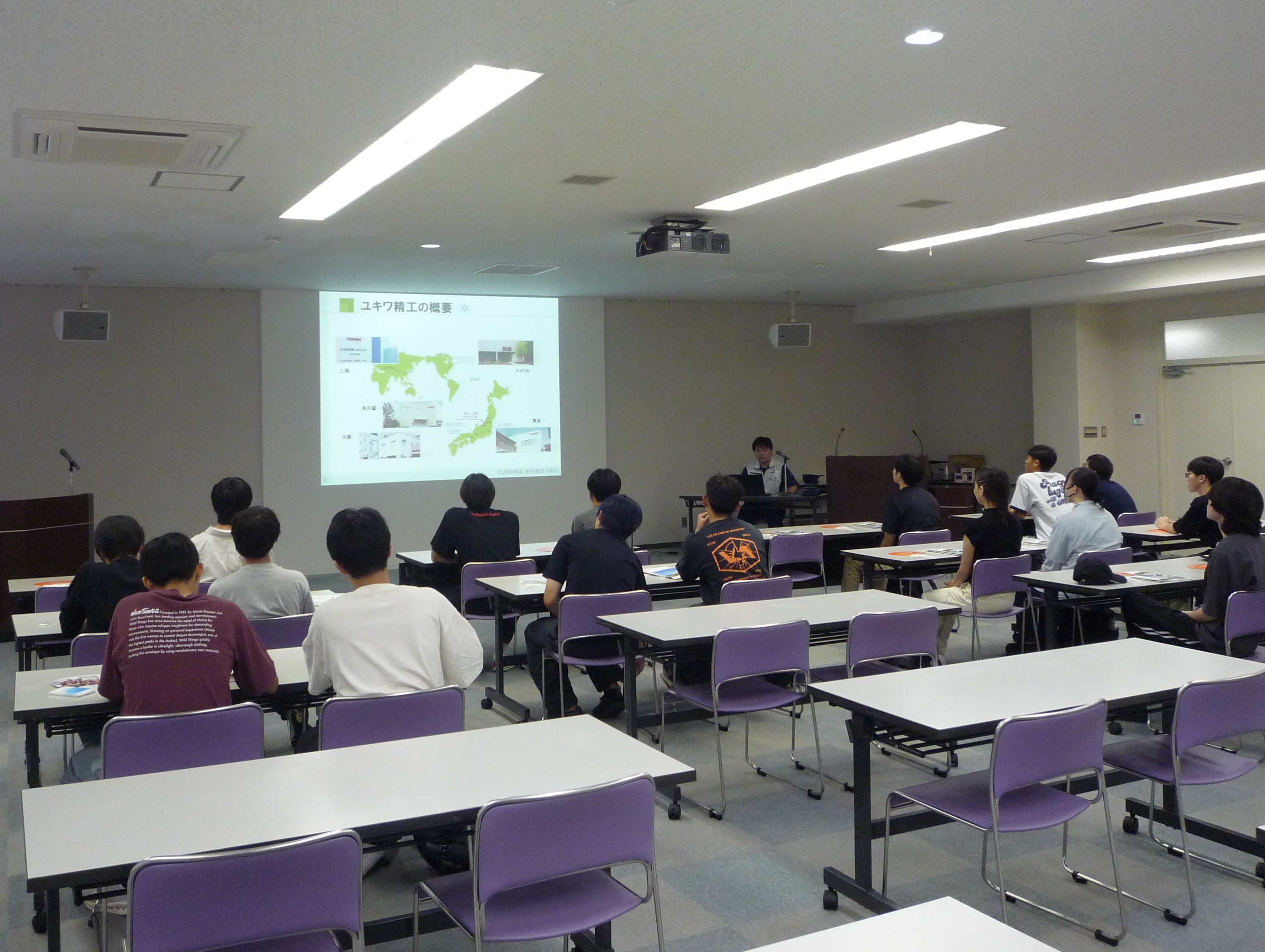 長岡工業高等学校の皆さまが工場見学に来社されました。